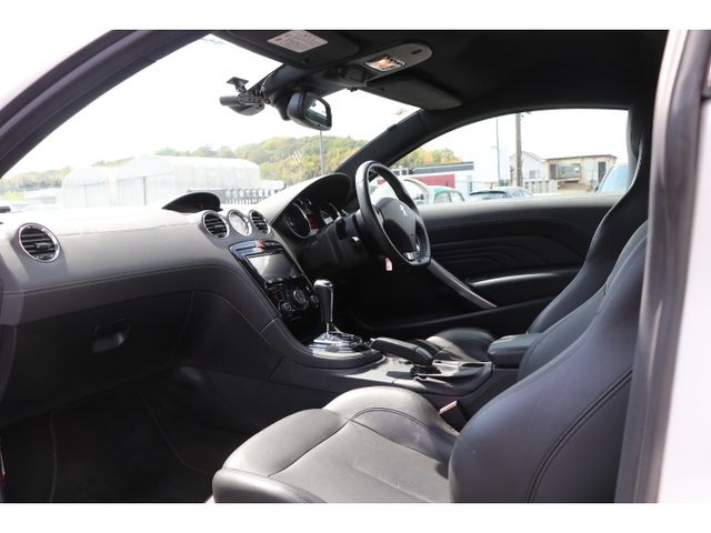PEUGEOT RCZ