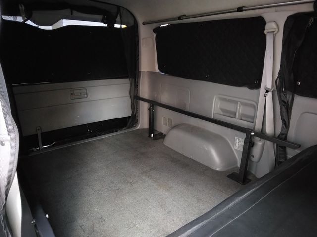 HIACE van 4WD