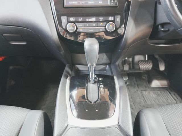 X-TRAIL 4WD