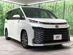 VOXY HYBRID
