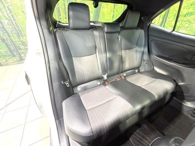 YARIS CROSS HYBRID
