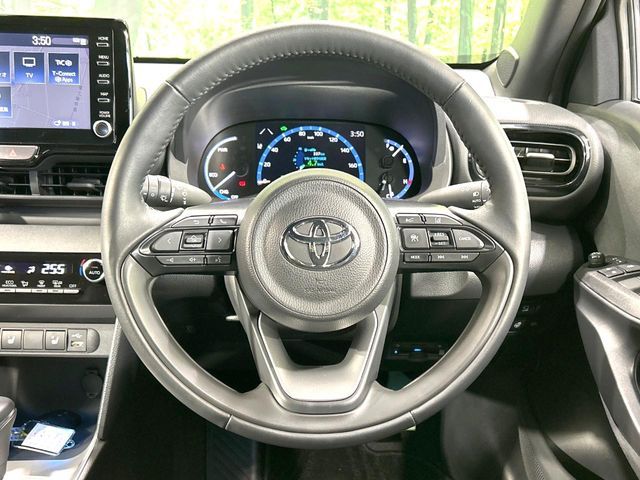 YARIS CROSS HYBRID