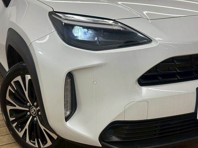 YARIS CROSS