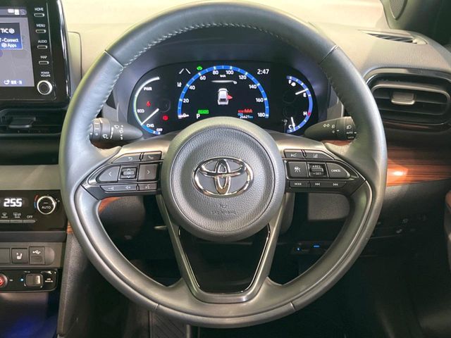 YARIS CROSS HYBRID
