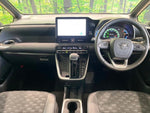 VOXY HYBRID