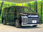 VOXY HYBRID