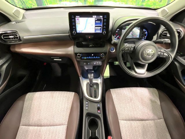 YARIS CROSS HYBRID