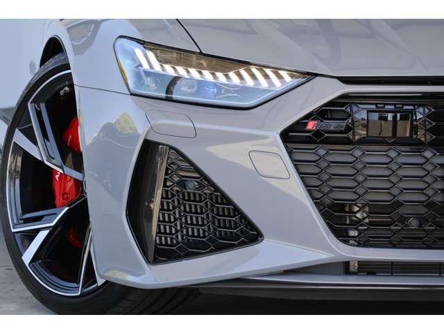 AUDI RS6 AVANT