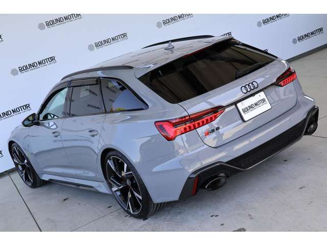 AUDI RS6 AVANT