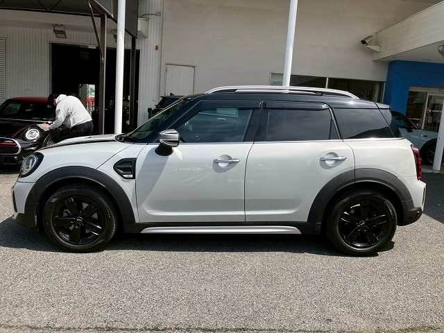 MINI COOPER D CROSSOVER