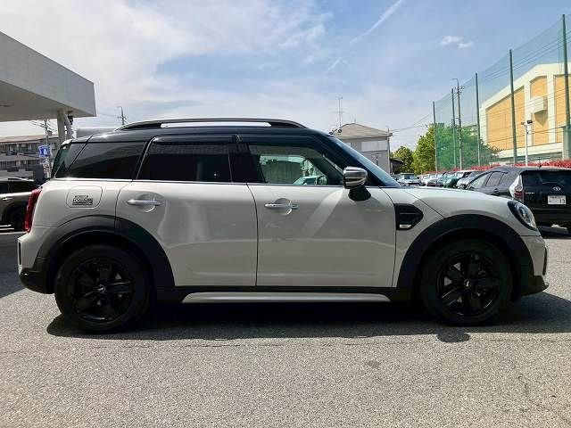 MINI COOPER D CROSSOVER