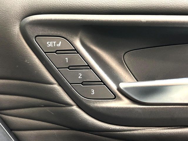 VELLFIRE HYBRID