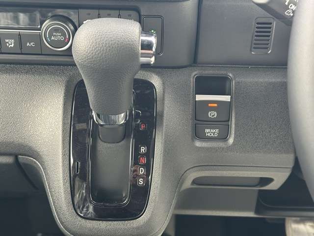 N-BOX CUSTOM