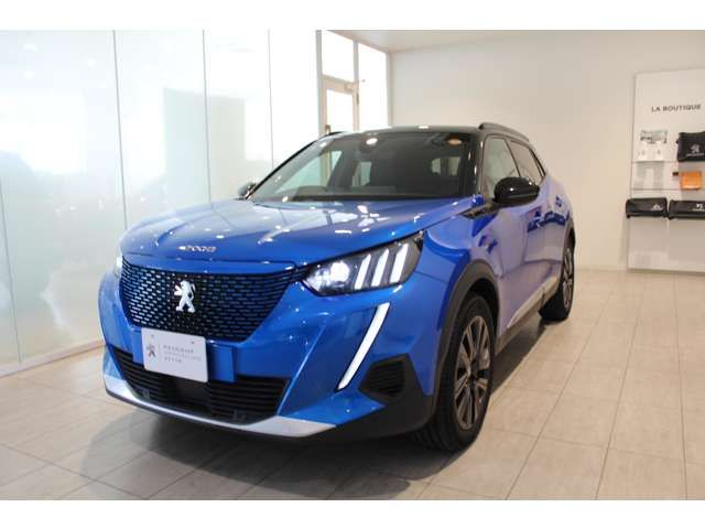 PEUGEOT e-2008