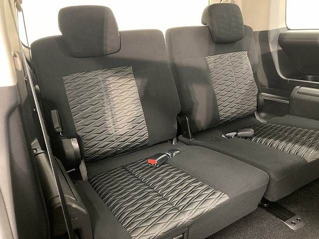 DELICA D:5 4WD