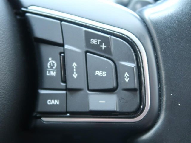 JAGUAR XF series