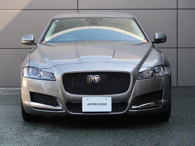 JAGUAR XF series