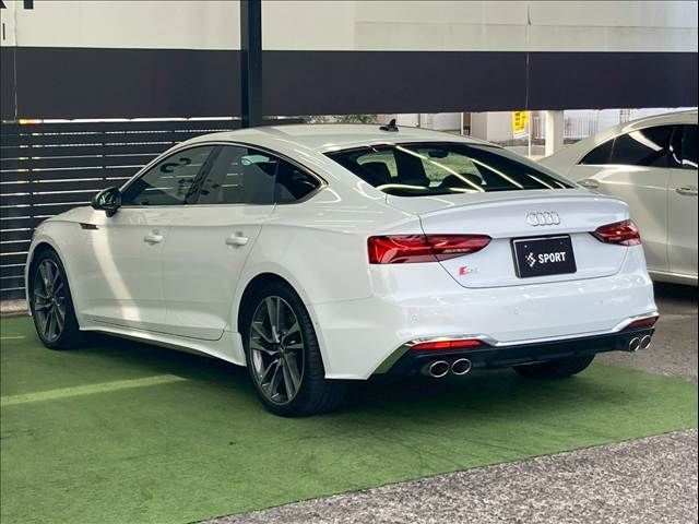 AUDI S5 SPORTBACK