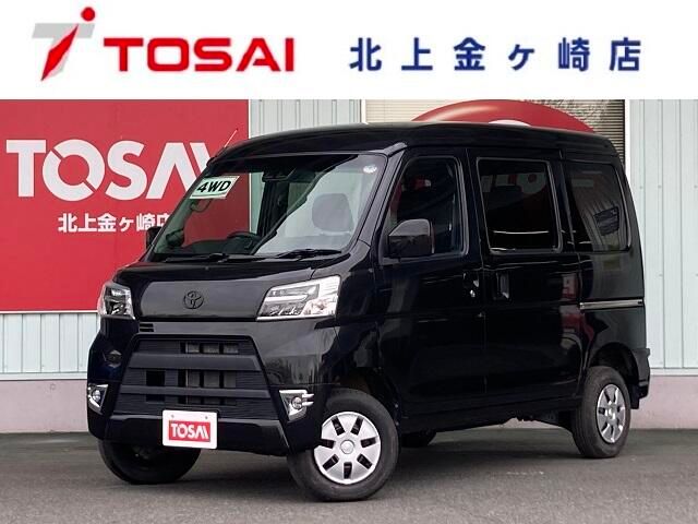 PIXIS 4WD van
