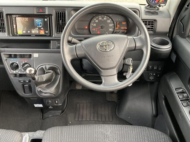 PIXIS van 4WD