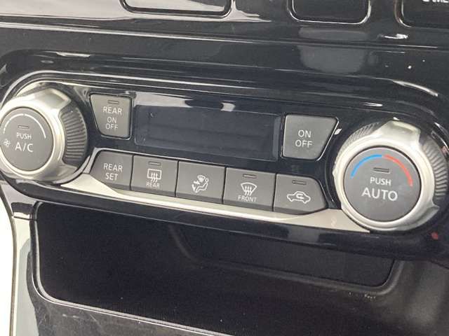 SERENA S-HYBRID 4WD