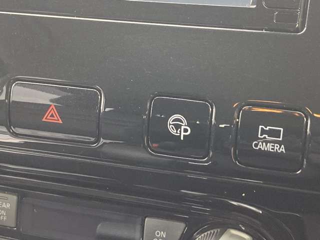 SERENA S-HYBRID 4WD