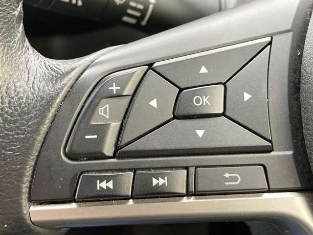 SERENA S-HYBRID 4WD