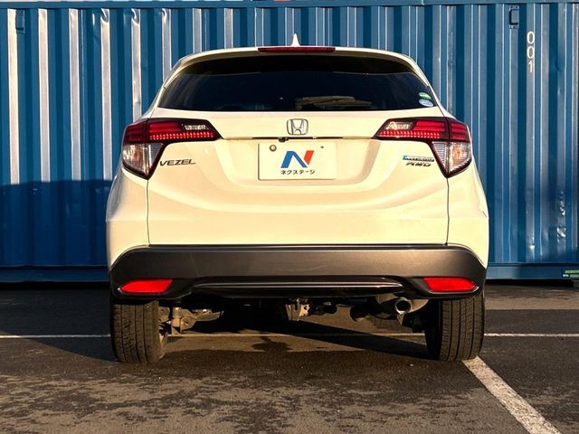 VEZEL HYBRID 4WD