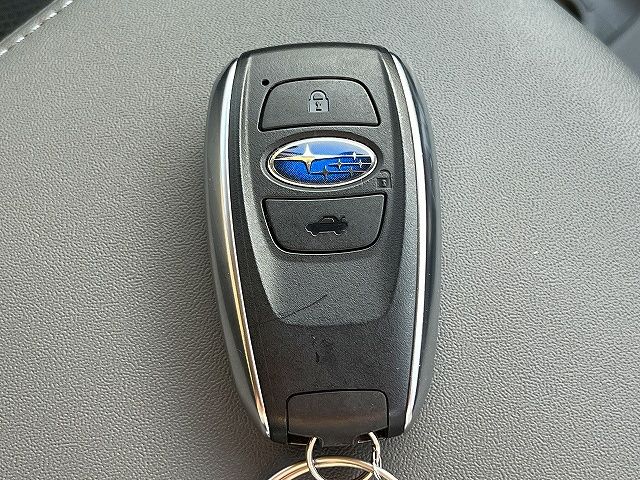 CROSSTREK