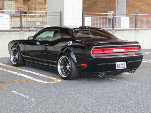 DODGE CHALLENGER