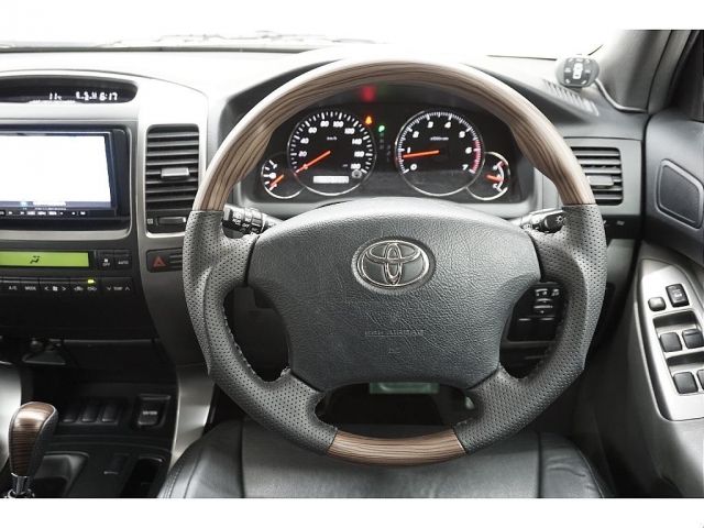 LANDCRUISER PRADO