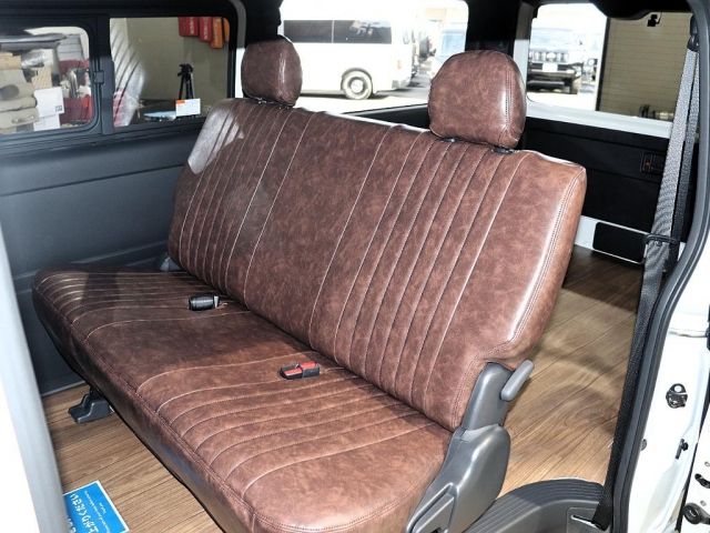 HIACE van 2WD