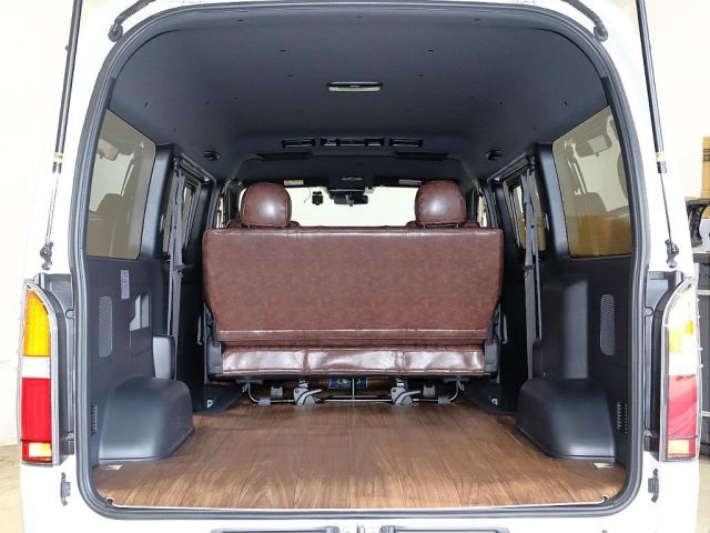 HIACE van 2WD