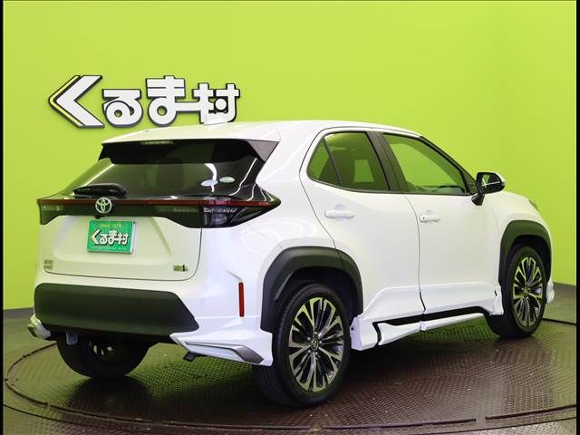 YARIS CROSS HYBRID