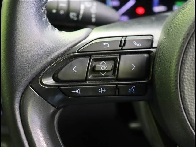 YARIS CROSS HYBRID