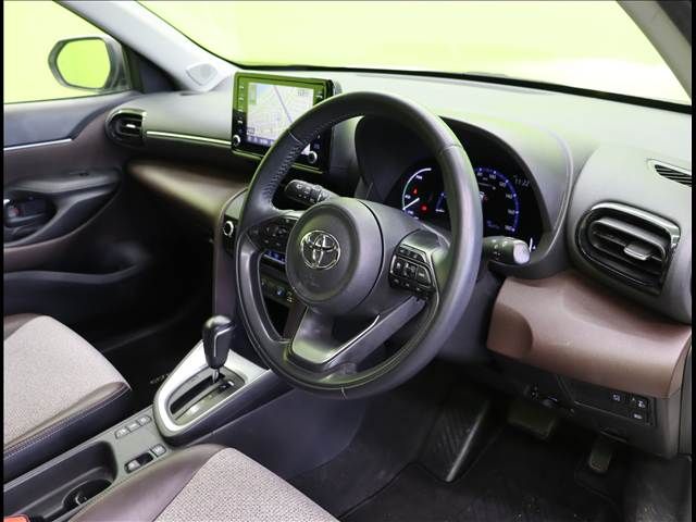 YARIS CROSS HYBRID