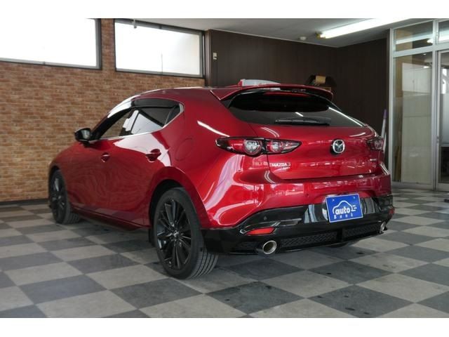 MAZDA3 FASTBACK