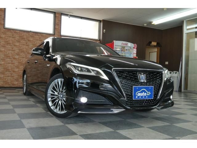 CROWN sedan hybrid 4WD