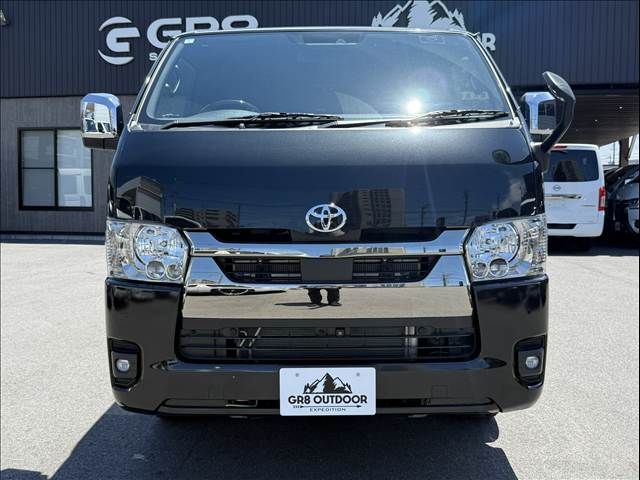 HIACE van 4WD