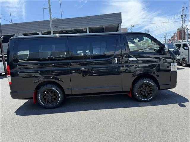 HIACE van 4WD