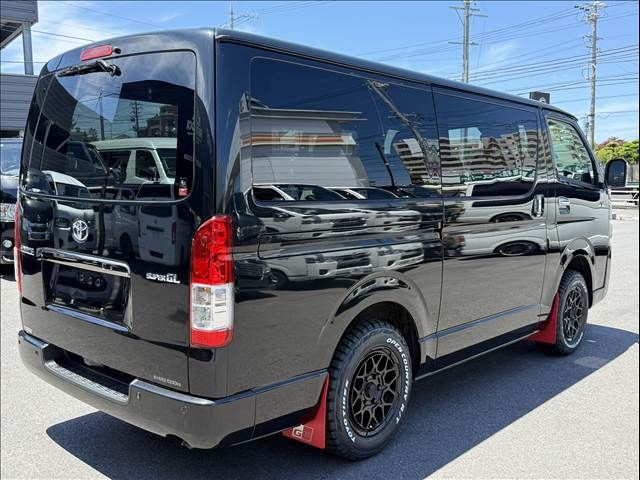 HIACE van 4WD