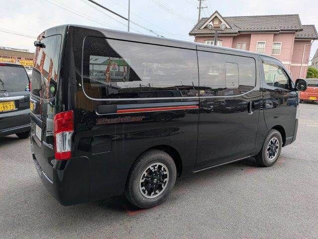 NV350 CARAVAN 4WD