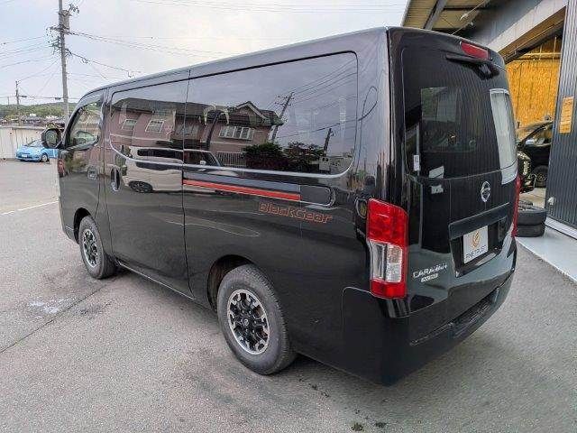 NV350 CARAVAN 4WD