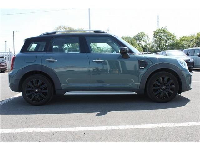MINI COOPER D CROSSOVER