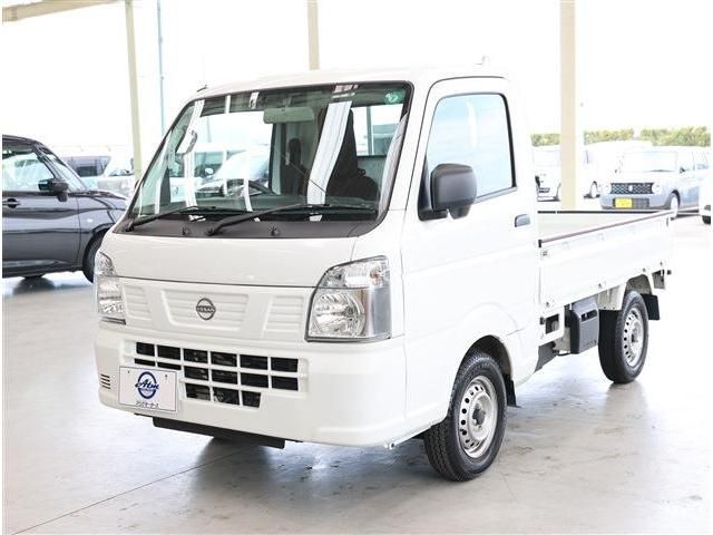 CLIPPER truck