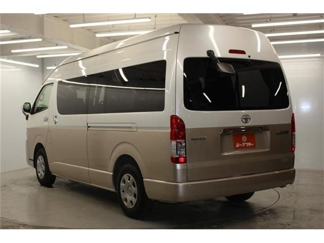HIACE wagon