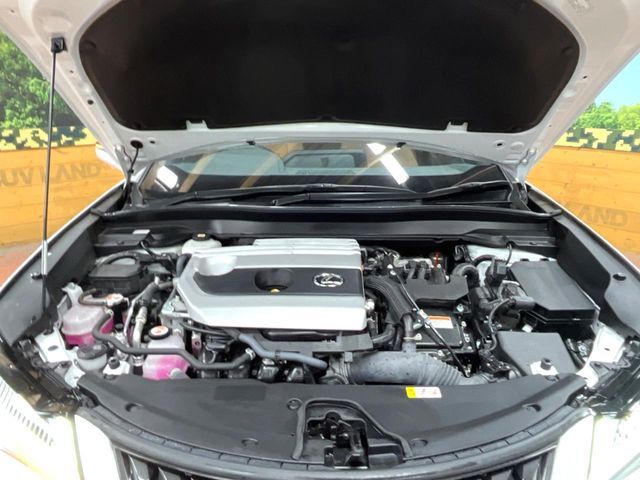 LEXUS UX250h