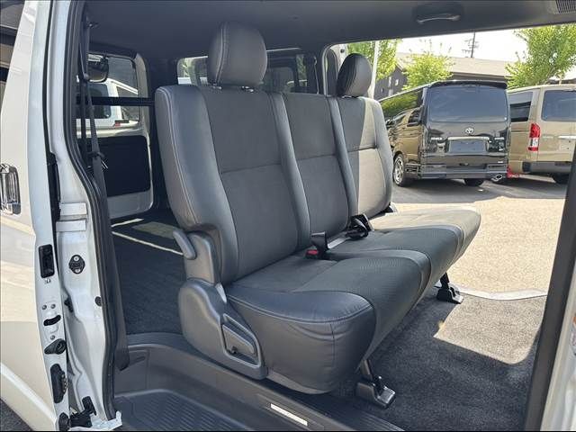 HIACE van 2WD