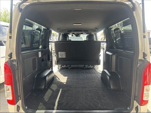 HIACE van 2WD
