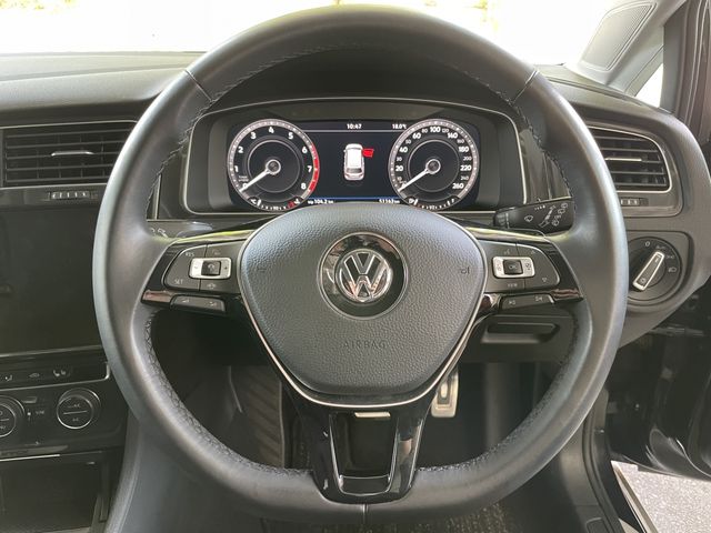 VOLKSWAGEN GOLF Alltrack